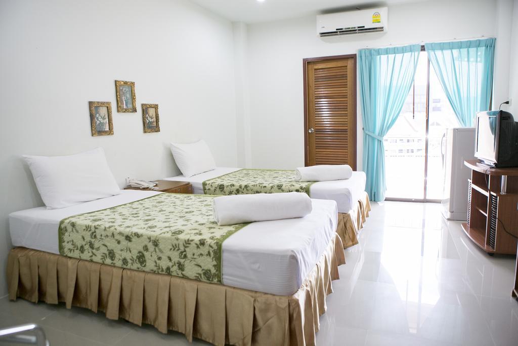 G&B Guesthouse Patong Екстер'єр фото