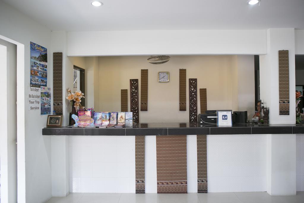 G&B Guesthouse Patong Екстер'єр фото