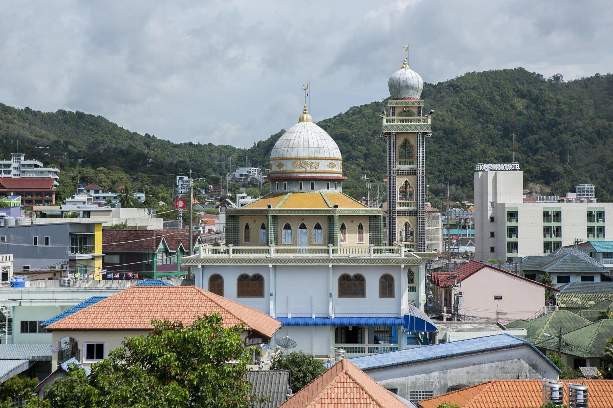 G&B Guesthouse Patong Екстер'єр фото